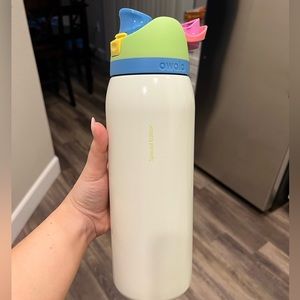 Literally Glows Special Edition Owala